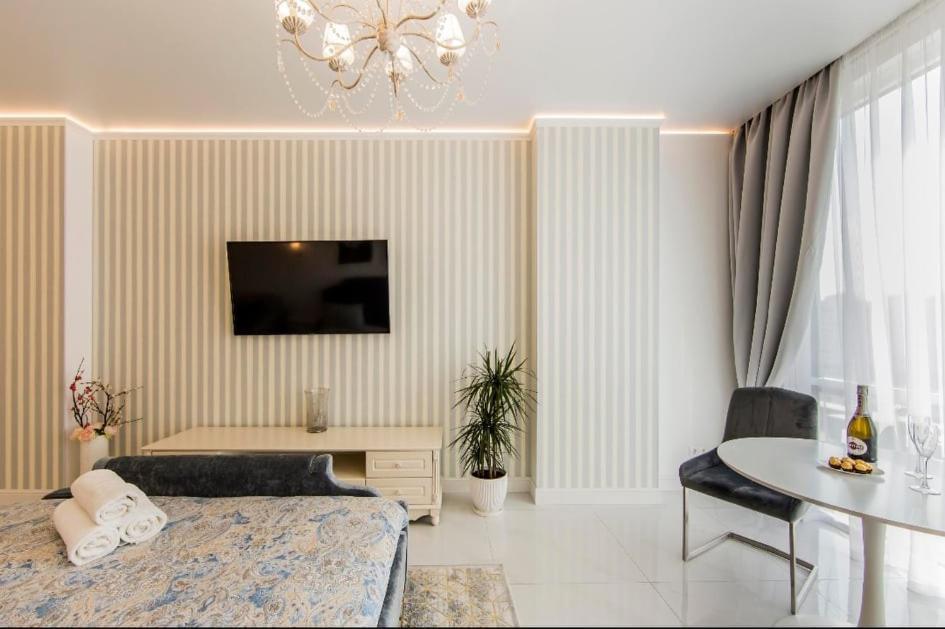 1 Room 50M2 Center Of Obolon Near River Side. Smart Plaza Київ Екстер'єр фото